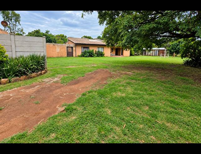 34,000M² SMALLHOLDING FOR SALE IN IRONSYDE AH
